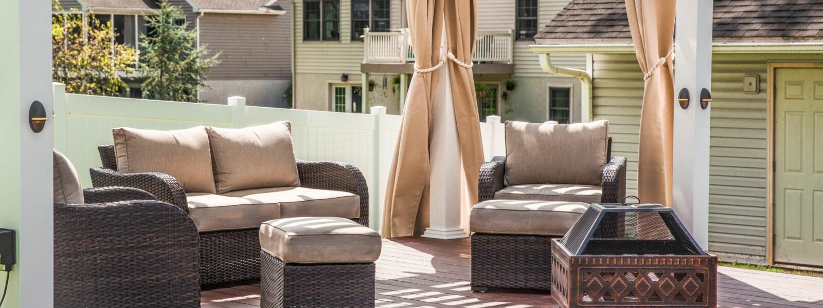 deck with patio furniture