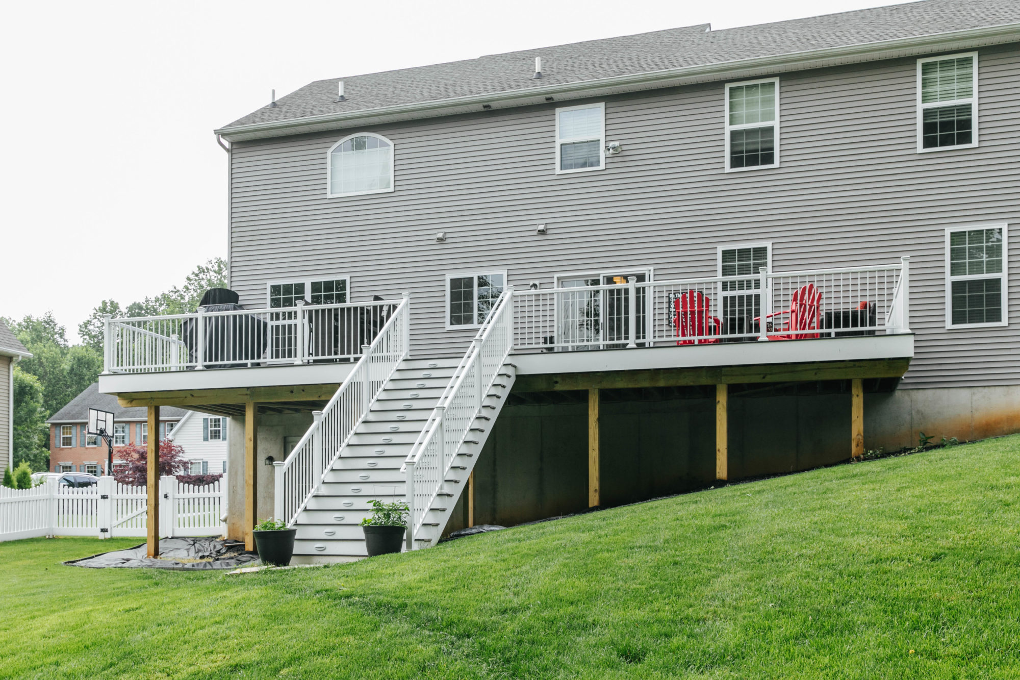 TimberTech deck with white aluminum railing