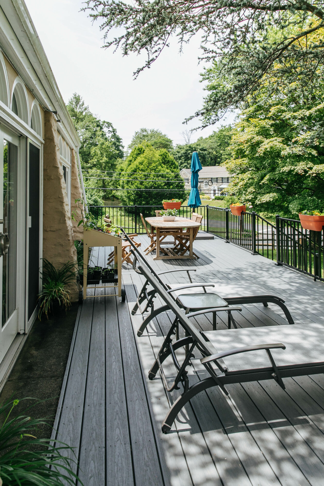Wrap around deck