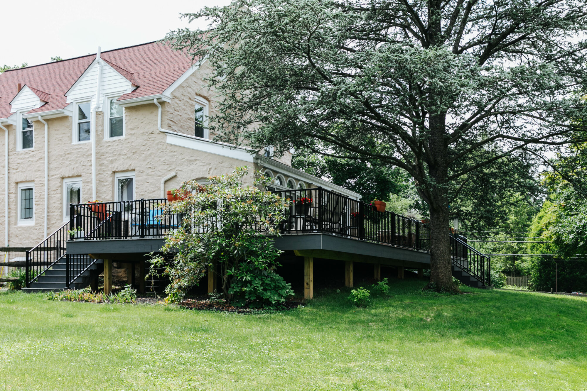 wrap around deck