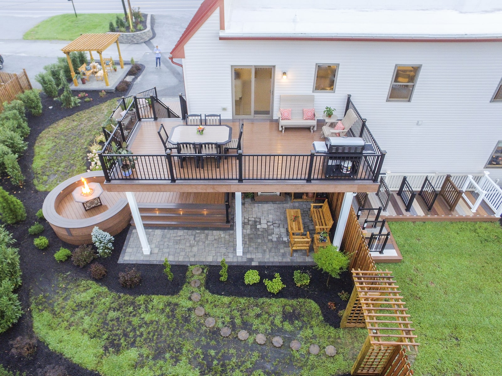 integrous fence and deck showroom in gap, pa