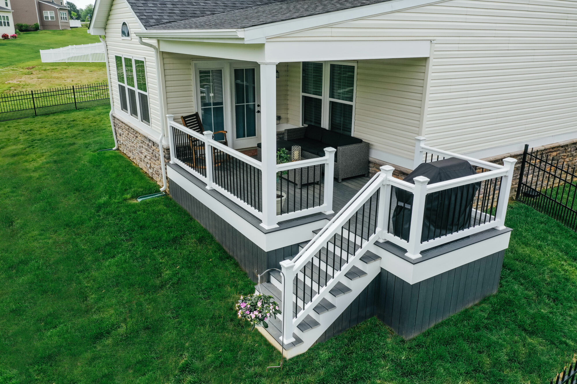 TimberTech Deck with Vinyl railing