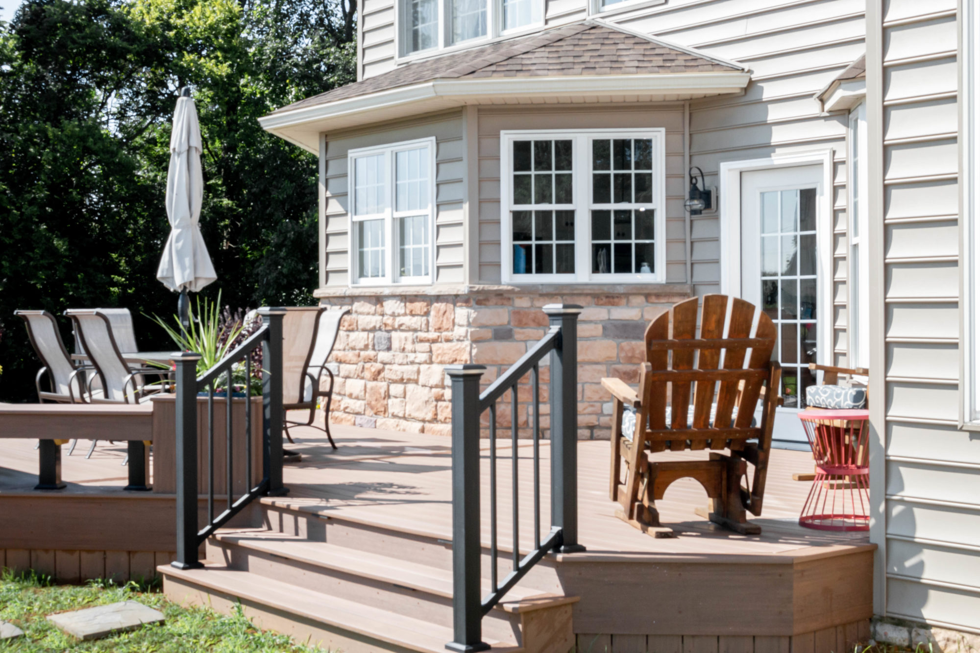 Deck with built in bench