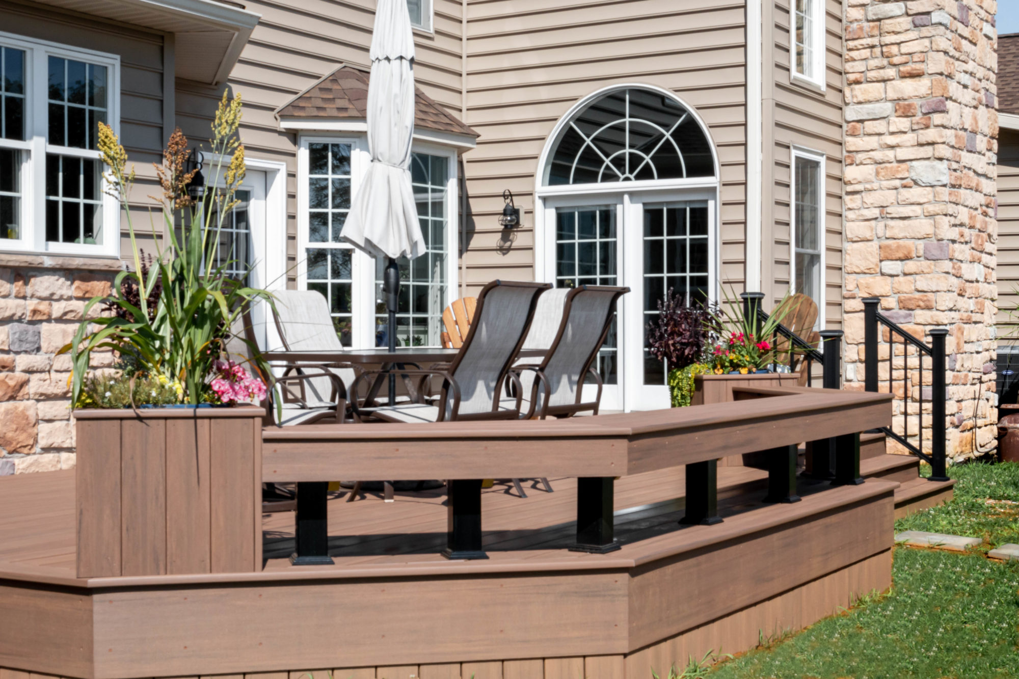 Deck with built in bench