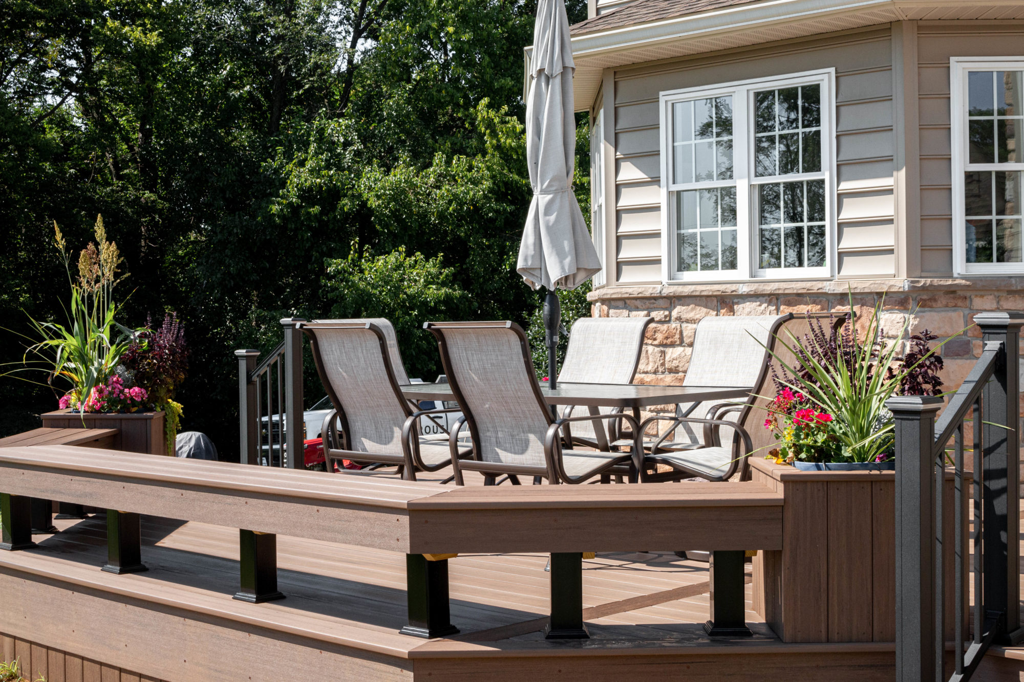 Deck with built in bench
