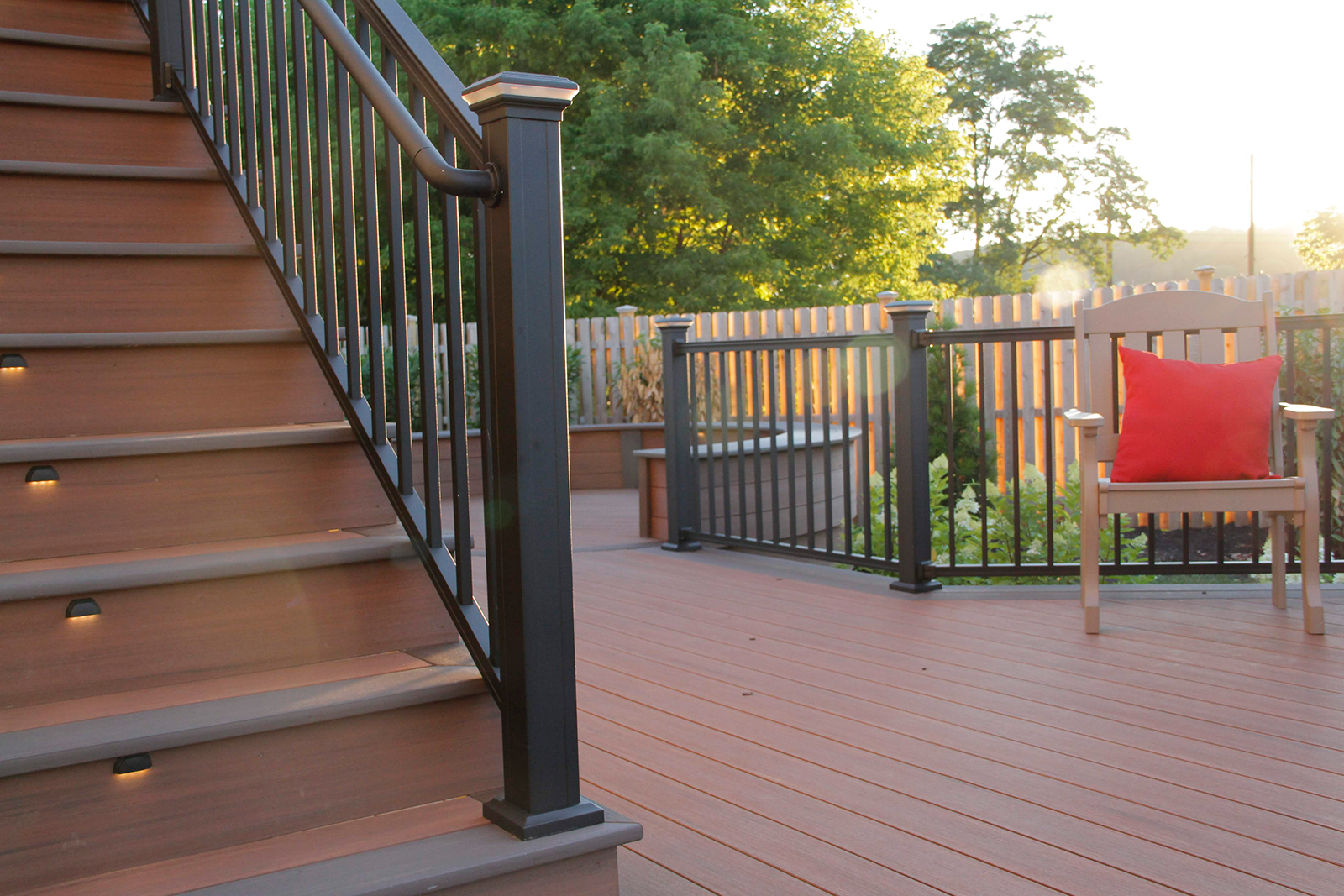 deck with railing