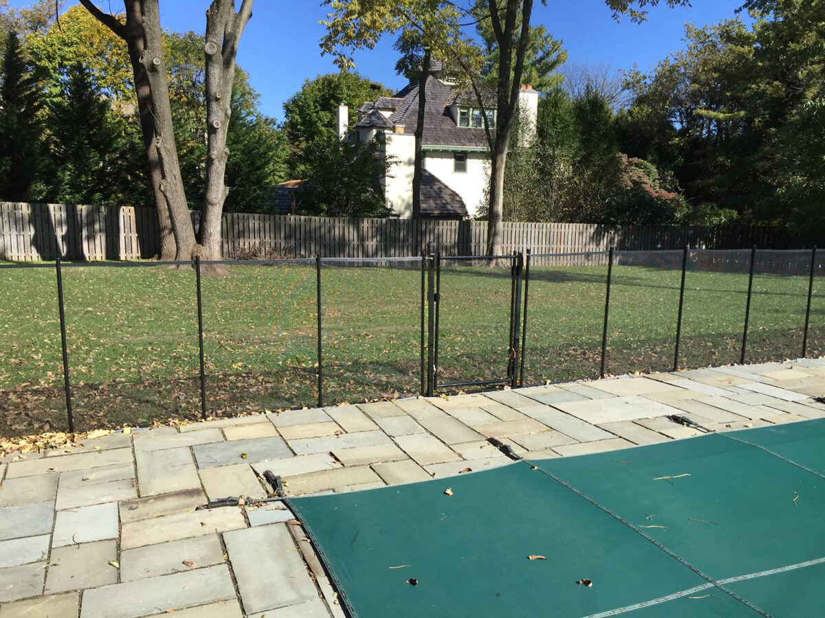 removable fence around pool