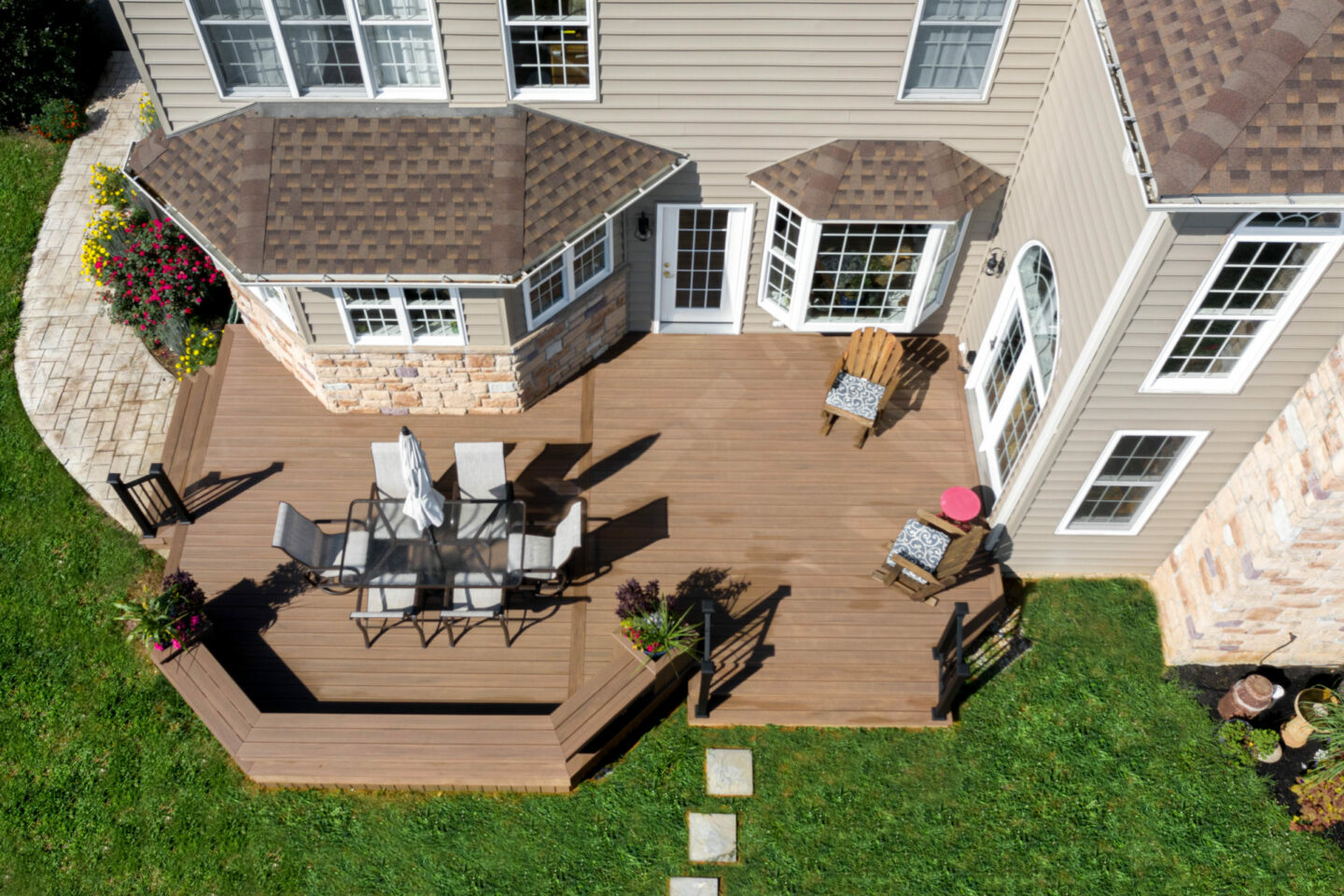 Deck with built in bench